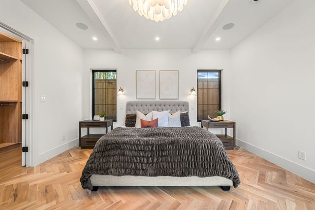 7406 Morton Street, Dallas, TX 75209