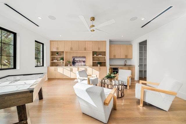 7406 Morton Street, Dallas, TX 75209