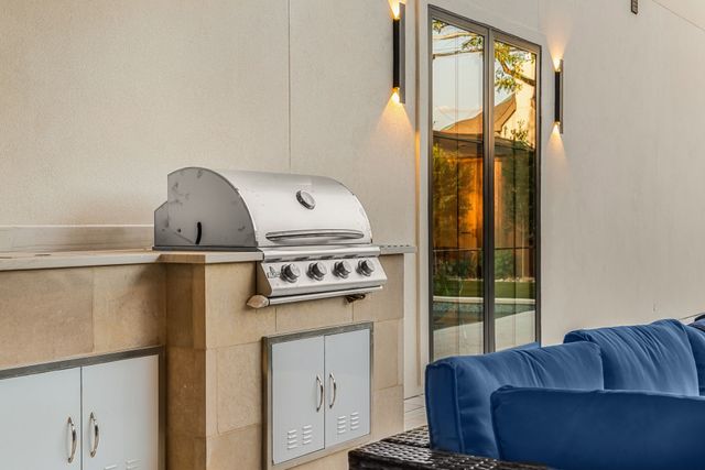 7406 Morton Street, Dallas, TX 75209