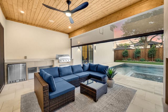 7406 Morton Street, Dallas, TX 75209