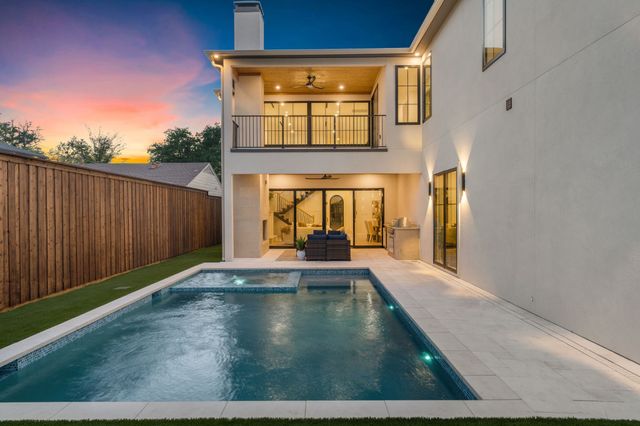7406 Morton Street, Dallas, TX 75209