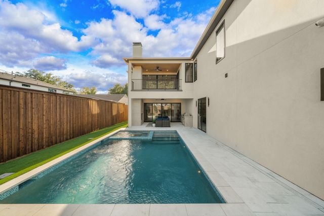 7406 Morton Street, Dallas, TX 75209
