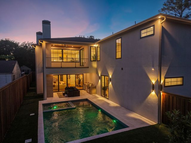 7406 Morton Street, Dallas, TX 75209
