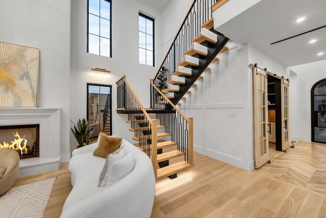 7406 Morton Street, Dallas, TX 75209