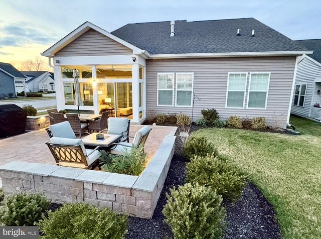 182 RUSTIC WOOD DR, Gettysburg, PA 17325