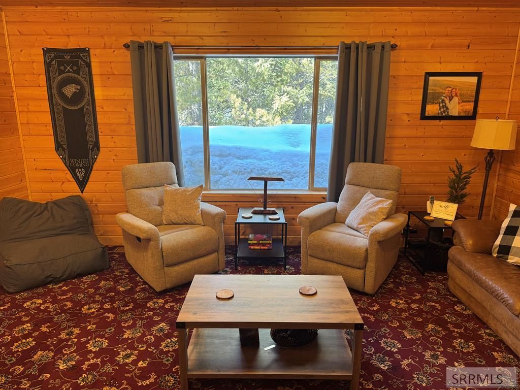 Image 22 of property listing at 2750 SW Sagehen Dr, Island Park, ID 83429