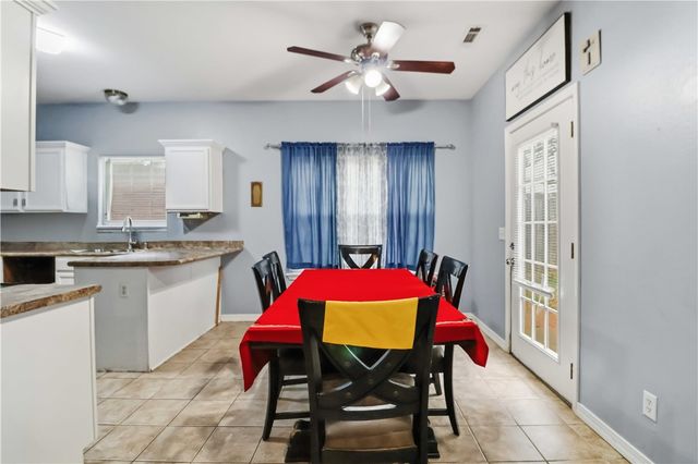 3391 Grainger Circle, Springdale, AR 72764