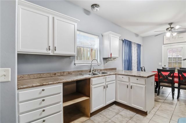 3391 Grainger Circle, Springdale, AR 72764