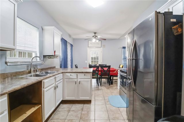 3391 Grainger Circle, Springdale, AR 72764