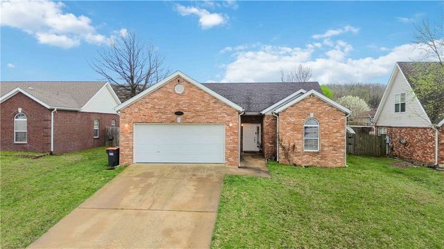 3391 Grainger Circle, Springdale, AR 72764