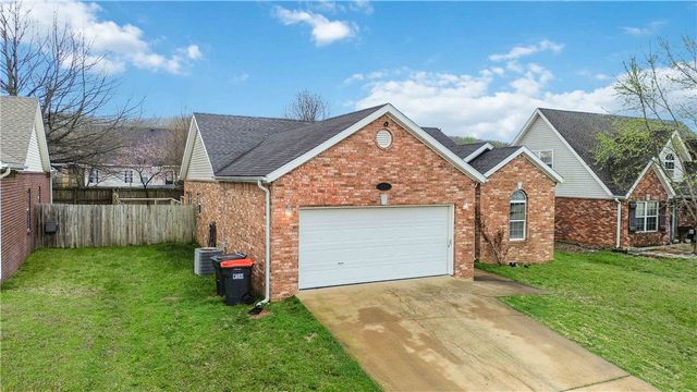 3391 Grainger Circle, Springdale, AR 72764