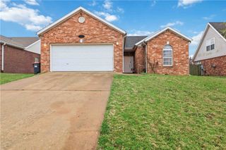 3391 Grainger Circle, Springdale, AR 72764