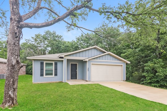 304 Outboard Drive, Gun Barrel City, TX 75156