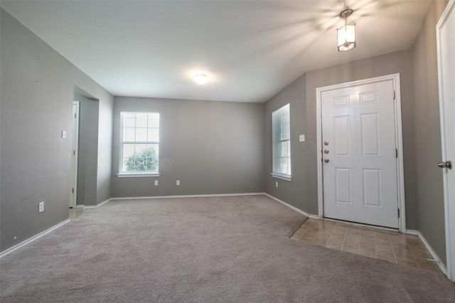 326 Brown ST, Hutto, TX 78634