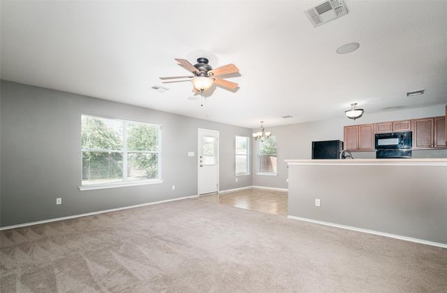 326 Brown ST, Hutto, TX 78634