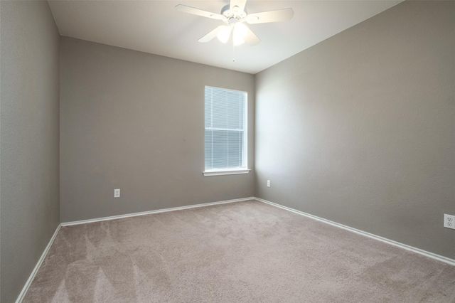 326 Brown ST, Hutto, TX 78634