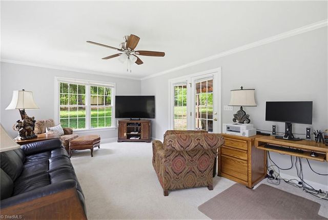 8193 Oak Creek Drive, Stokesdale, NC 27357