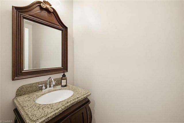 8193 Oak Creek Drive, Stokesdale, NC 27357
