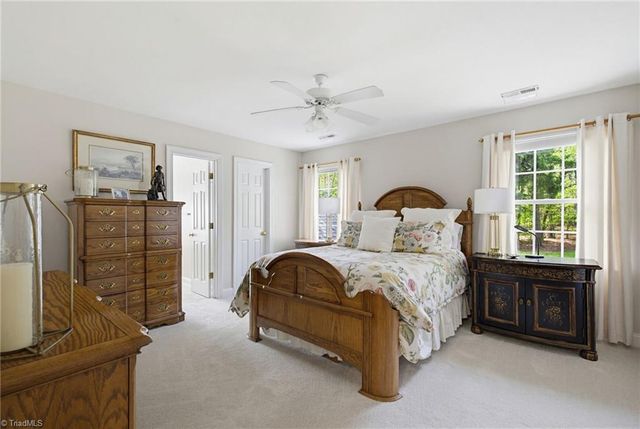 8193 Oak Creek Drive, Stokesdale, NC 27357