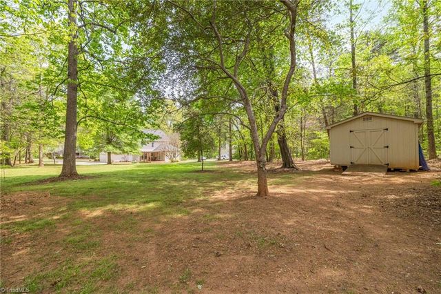 8193 Oak Creek Drive, Stokesdale, NC 27357