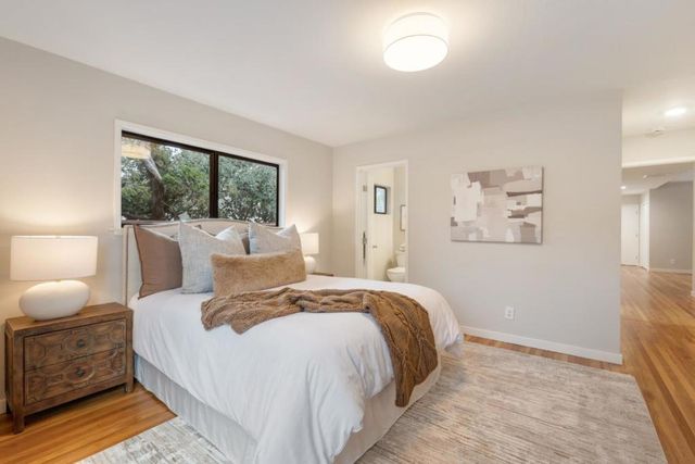 4119 Park Boulevard, Palo Alto, CA 94306