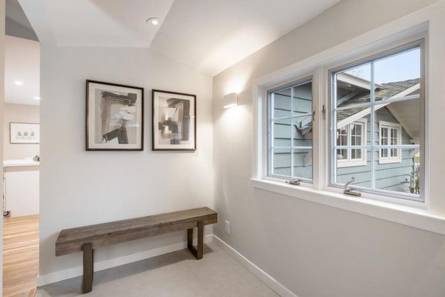 4119 Park Boulevard, Palo Alto, CA 94306