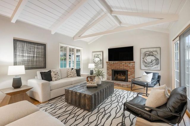 4119 Park Boulevard, Palo Alto, CA 94306