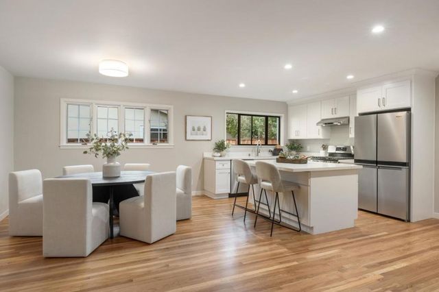 4119 Park Boulevard, Palo Alto, CA 94306