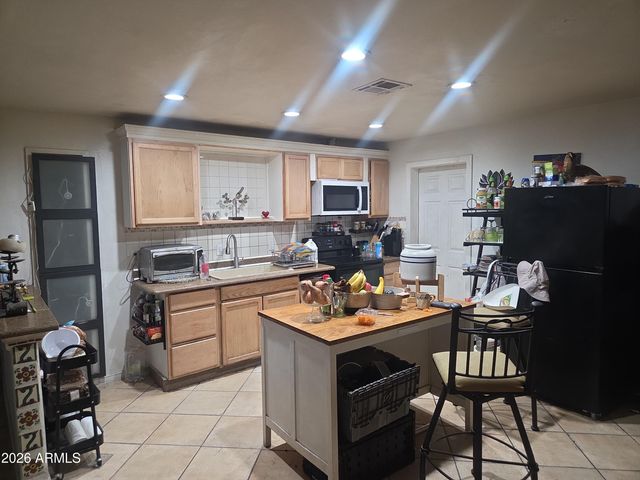 8682 W SANTA CRUZ Boulevard, Arizona City, AZ 85123