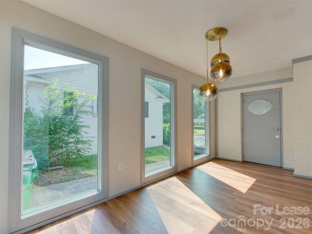 3921 Sheffield Drive, Charlotte, NC 28205