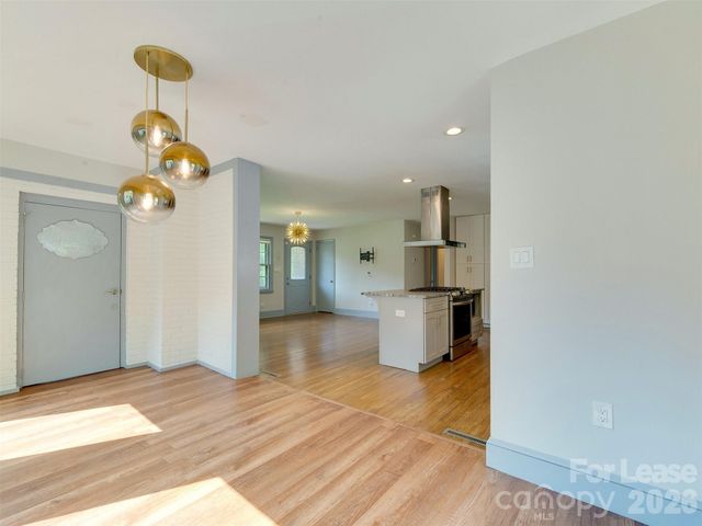 3921 Sheffield Drive, Charlotte, NC 28205