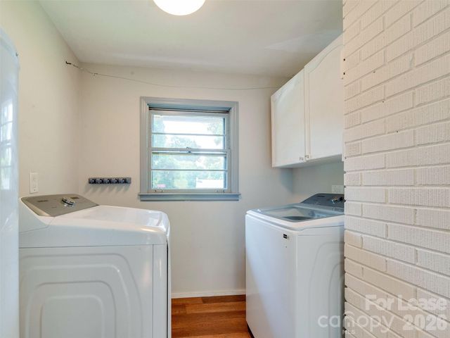 3921 Sheffield Drive, Charlotte, NC 28205