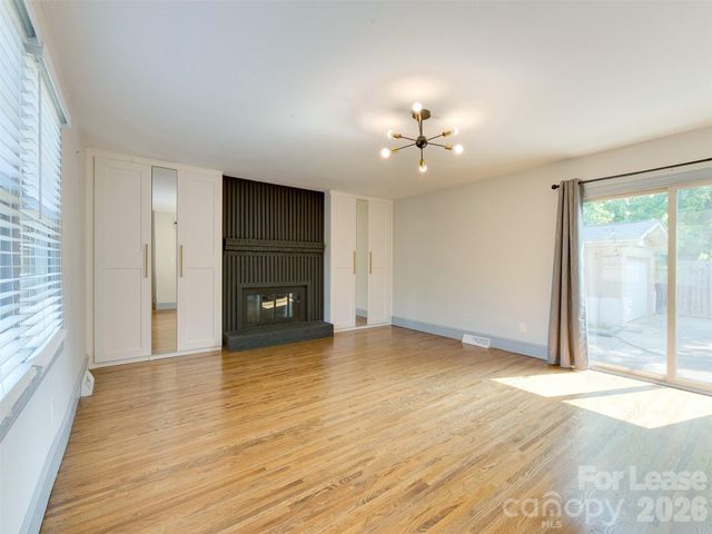 3921 Sheffield Drive, Charlotte, NC 28205