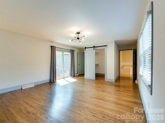 3921 Sheffield Drive, Charlotte, NC 28205