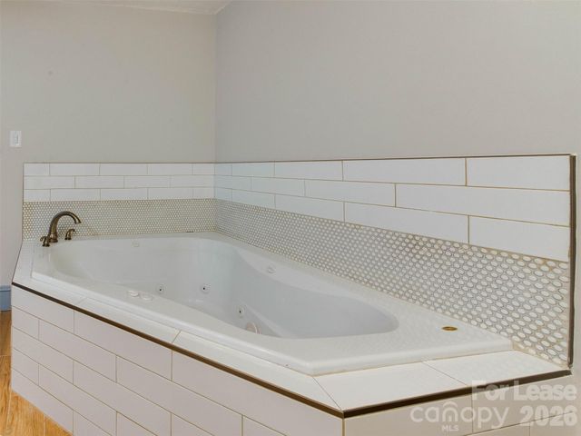 3921 Sheffield Drive, Charlotte, NC 28205