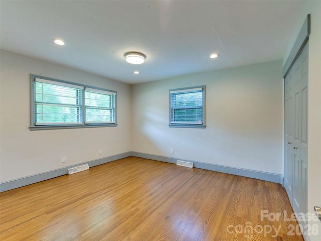 3921 Sheffield Drive, Charlotte, NC 28205