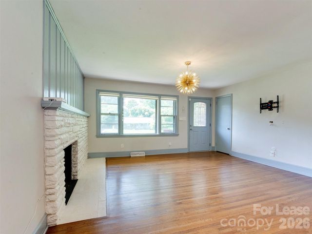 3921 Sheffield Drive, Charlotte, NC 28205