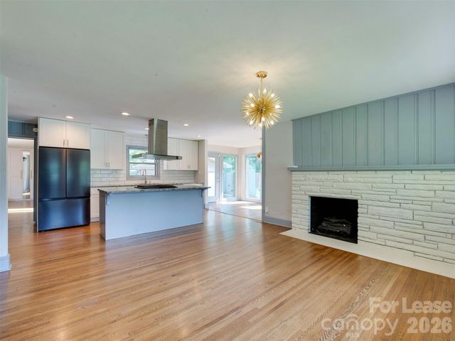 3921 Sheffield Drive, Charlotte, NC 28205