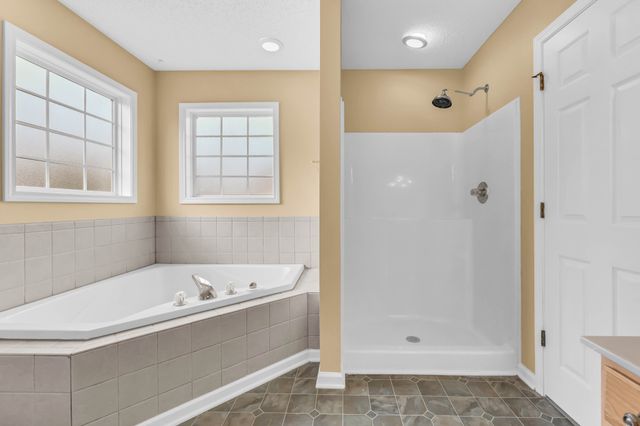 3332 Victoria Ct, Clarksville, TN 37043