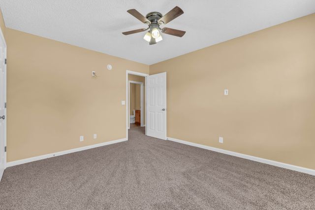 3332 Victoria Ct, Clarksville, TN 37043