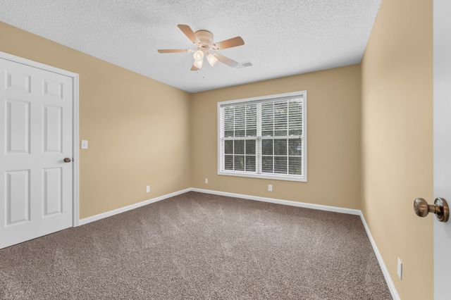 3332 Victoria Ct, Clarksville, TN 37043