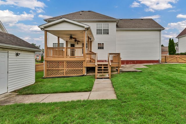 3332 Victoria Ct, Clarksville, TN 37043