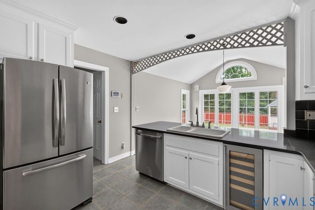 1504 Queens Point Dr, Henrico, VA 23238