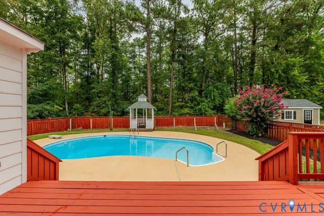 1504 Queens Point Dr, Henrico, VA 23238