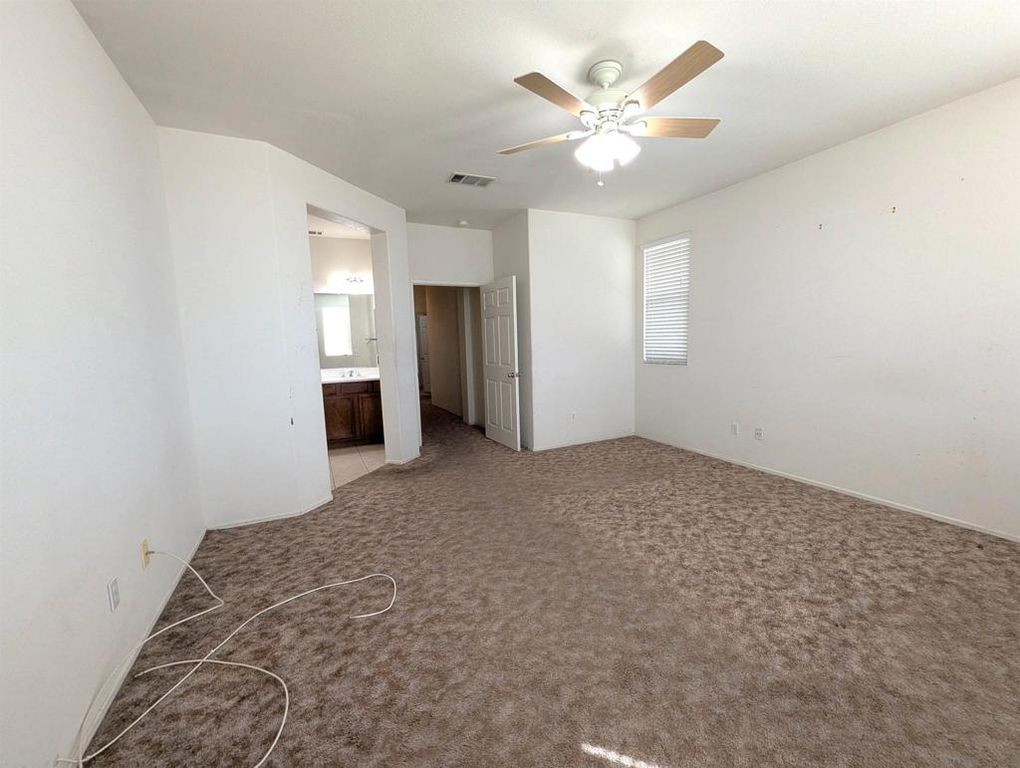 Image 21 of property listing at 13254 High Mesa, Victorville, CA 92395