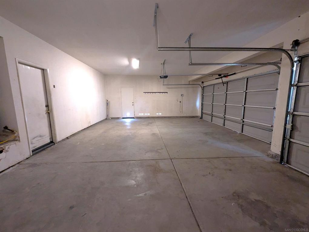 Image 26 of property listing at 13254 High Mesa, Victorville, CA 92395