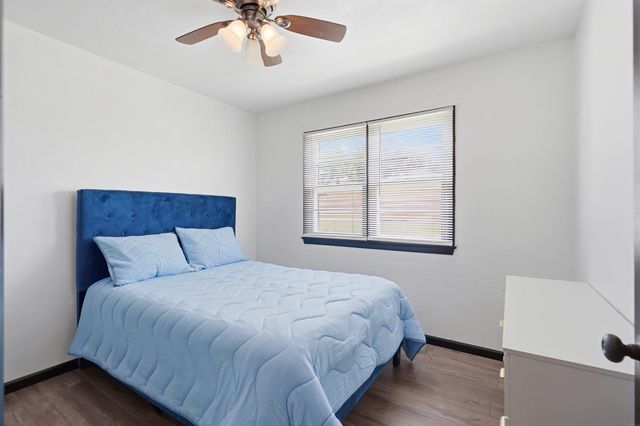 3321 Monticello Avenue, Waterloo, IA 50701