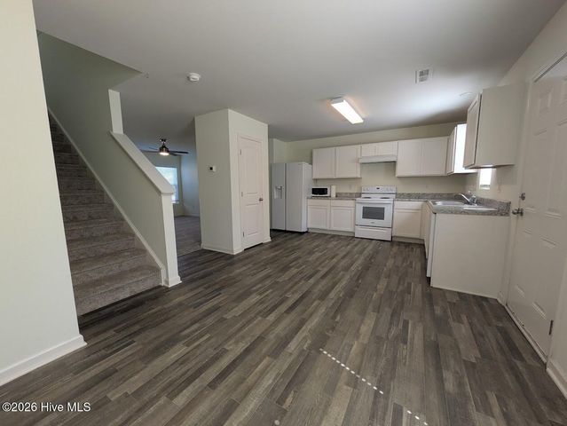 75 Shamrock Drive SW, Sunset Beach, NC 28468