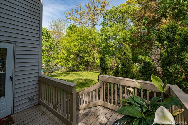 85 E 23rd Street, Huntington Station, NY 11746