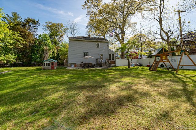 85 E 23rd Street, Huntington Station, NY 11746
